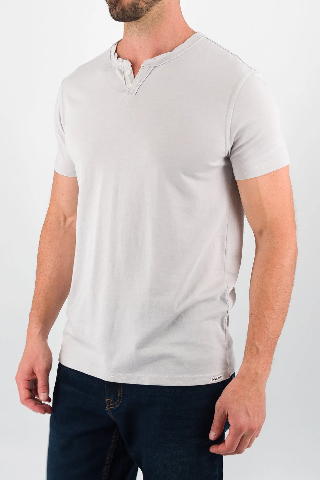 Burnout Henley - Quiet Gray