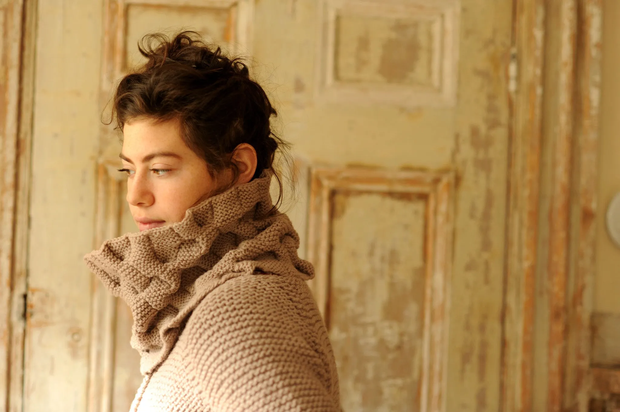 serafina cowl