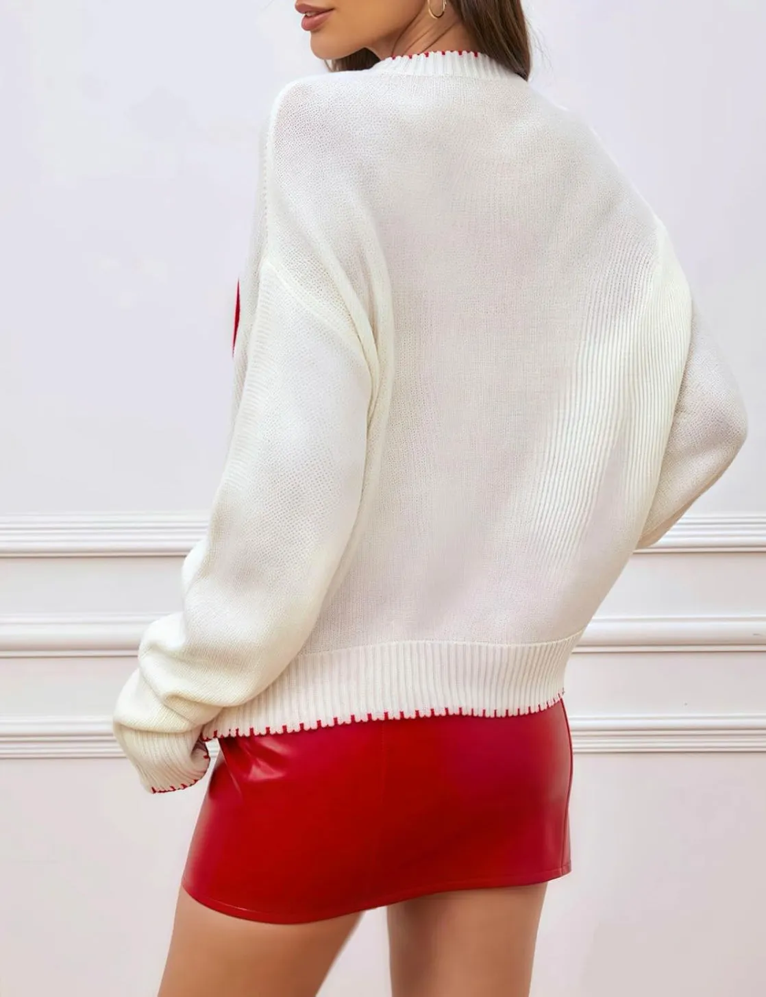 Tied In A Bow Embroidered Crewneck Sweater:Ivory