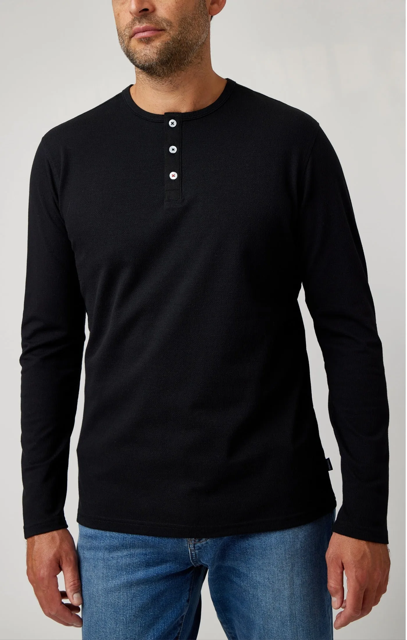 TRAILBLAZER - Black Solid 3 Buttons Henley