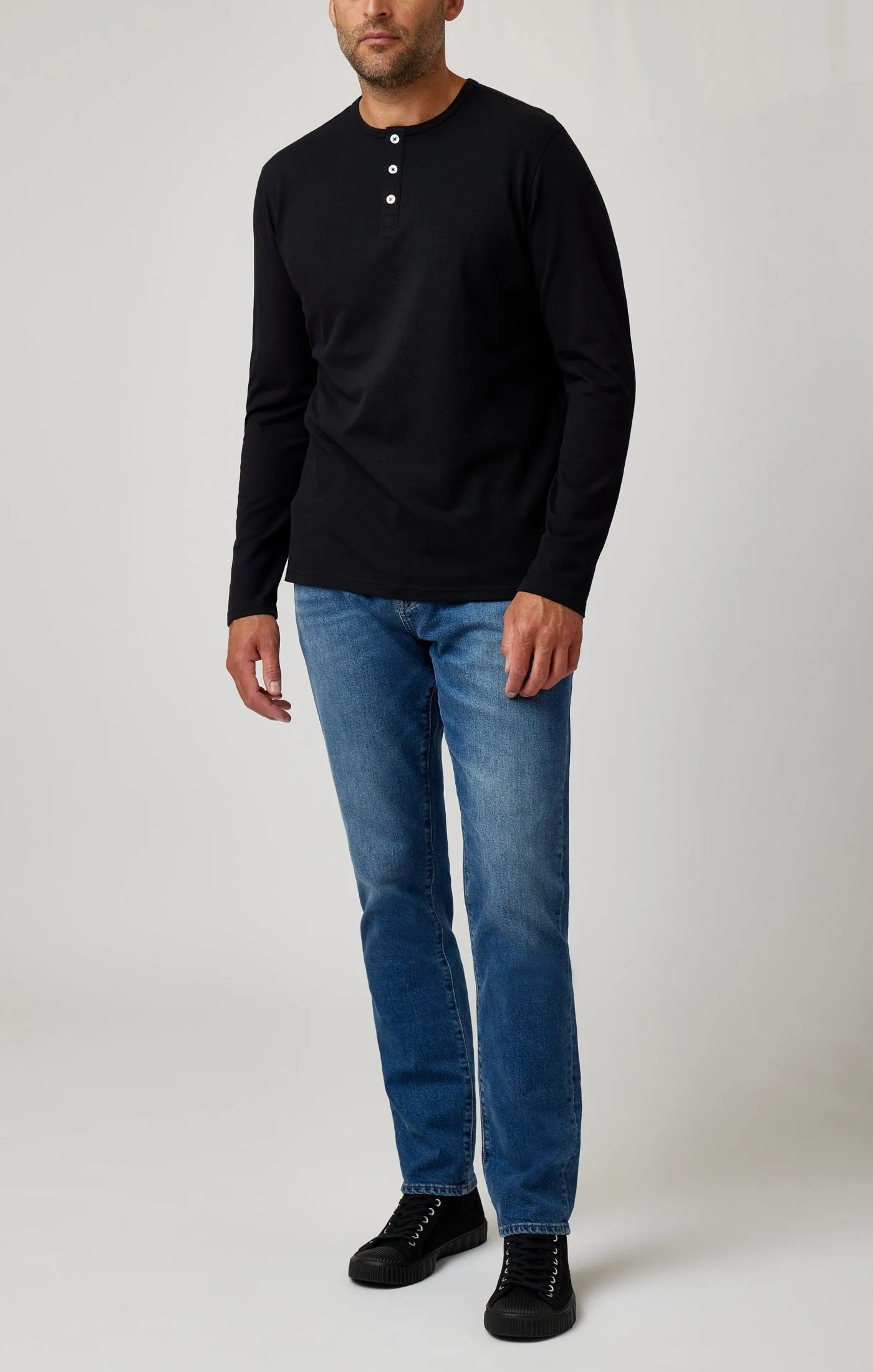 TRAILBLAZER - Black Solid 3 Buttons Henley