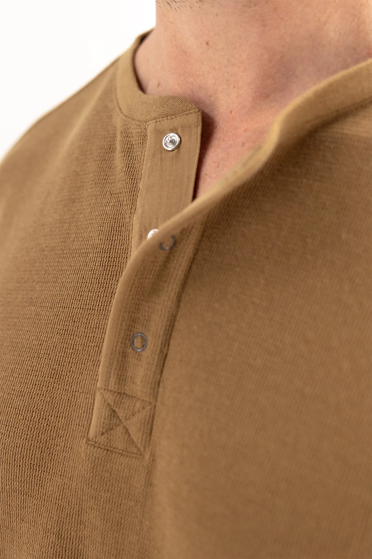 Waffle Henley - Walnut